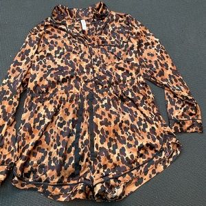 Stars above leopard PJs - 2 piece set